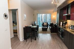 Sarkar Suites - CN Tower Rogers Centre