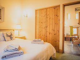 Deerclose West Farmhouse