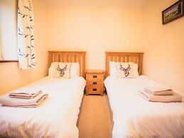 Deerclose West Farmhouse