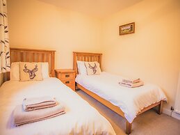 Deerclose West Farmhouse