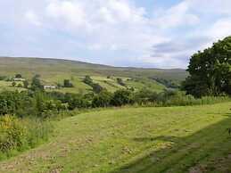 Deerclose West Farmhouse