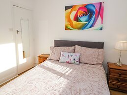 Beside The Sea - Ar Lan y Mor