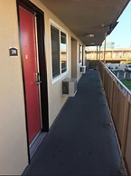 Budget Inn