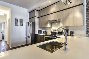 St Laurent Apartments