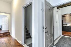 St Laurent Apartments