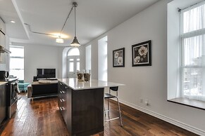 St Laurent Apartments