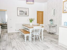 Driftwood, 23 Roa Island