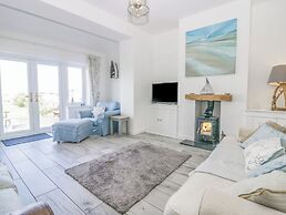 Driftwood, 23 Roa Island