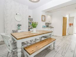 Driftwood, 23 Roa Island