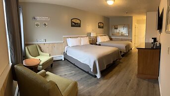 Vacationland Inn & Suites