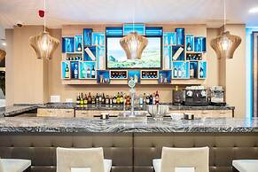 Hotel Admiral Casino & Lodge