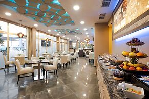 Hotel Admiral Casino & Lodge