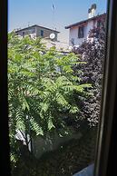 Nice Apartment in an English Style Building On the First Floor, With a