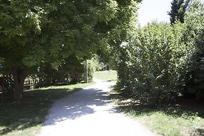 Nice Apartment in an English Style Building On the First Floor, With a