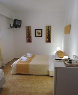 Milos Inn & Maisonette