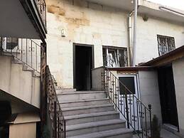 Emir Apart Günlük Kiralik Daire