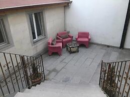 Emir Apart Günlük Kiralik Daire