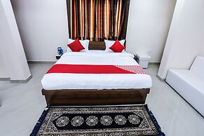 OYO 15259 Smart City