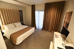 Delta Hotel