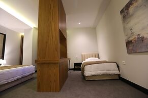 Delta Hotel