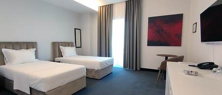 Delta Hotel