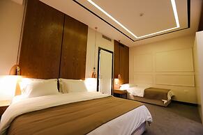 Delta Hotel