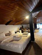 Mavilla Hotel