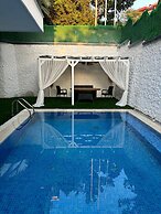 Mavilla Hotel