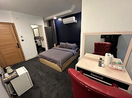 Mavilla Hotel