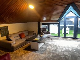 Mavilla Hotel