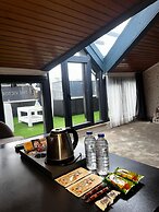 Mavilla Hotel