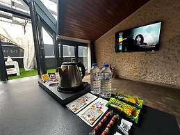 Mavilla Hotel