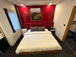 Mavilla Hotel
