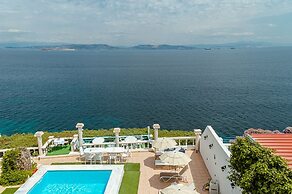 Mistral Apartments Aegina