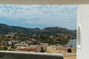 Mistral Apartments Aegina