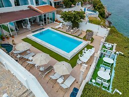 Mistral Apartments Aegina