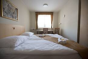 S hotel