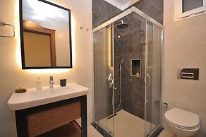 Brothers Cesme Boutique Hotel