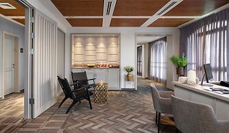Edmond Luxury Hotel & Spa