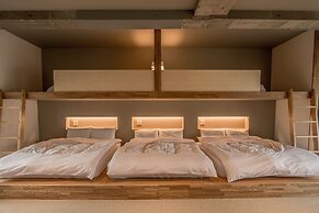 Emblem Flow Hakone - Hostel