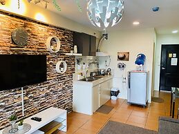 1 Bedroom Deluxe Condo at Apartelle D' Oasis