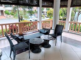 1 Bedroom Deluxe Condo at Apartelle D' Oasis