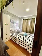 1 Bedroom Deluxe Condo at Apartelle D' Oasis