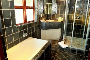 La Lechere Guest House