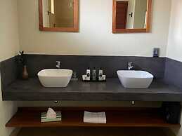 La Lechere Guest House