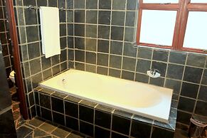 La Lechere Guest House