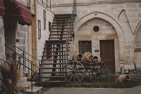 Cavusin Cave House