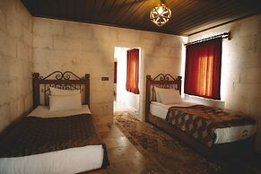 Cavusin Cave House