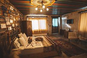 Cavusin Cave House