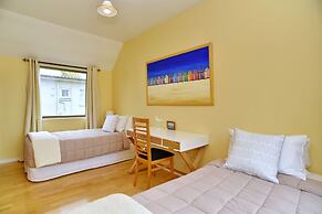 Salisbury St Villa 1